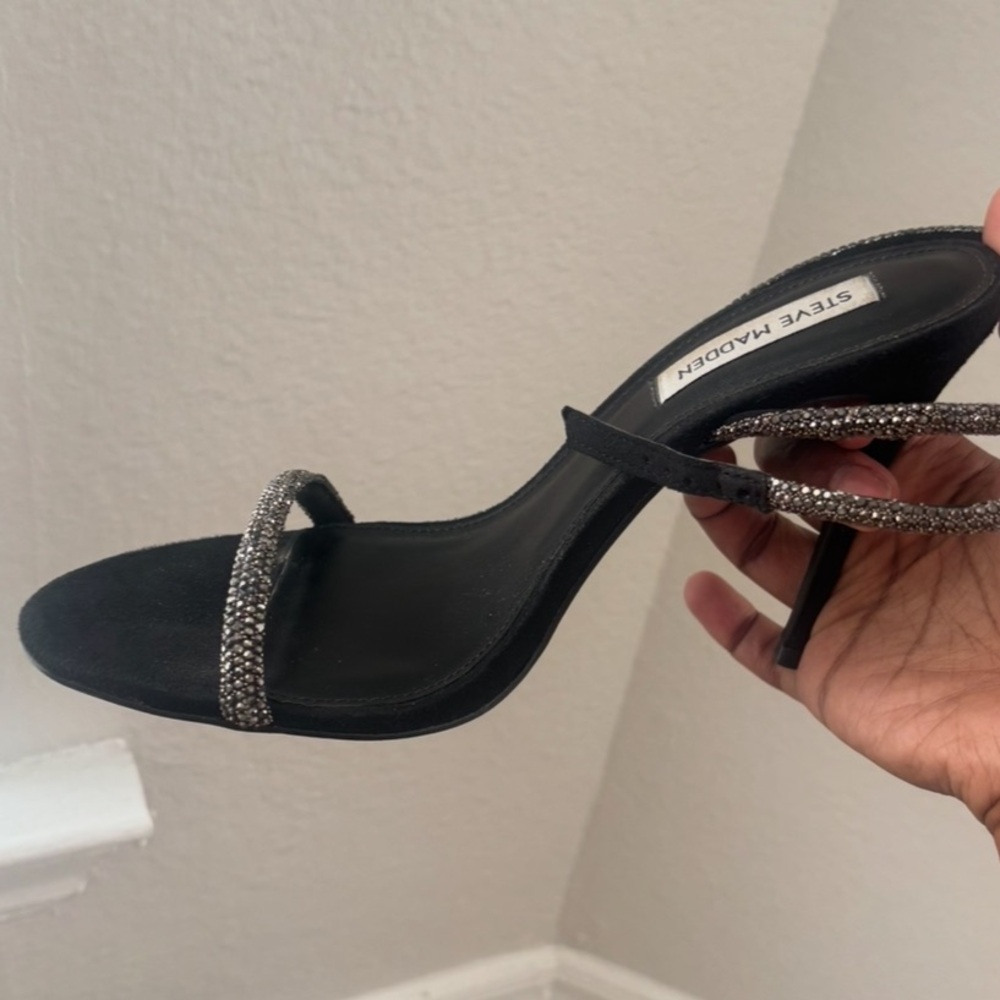 Steve Madden Black Breslin Heels - Picture 1 of 6